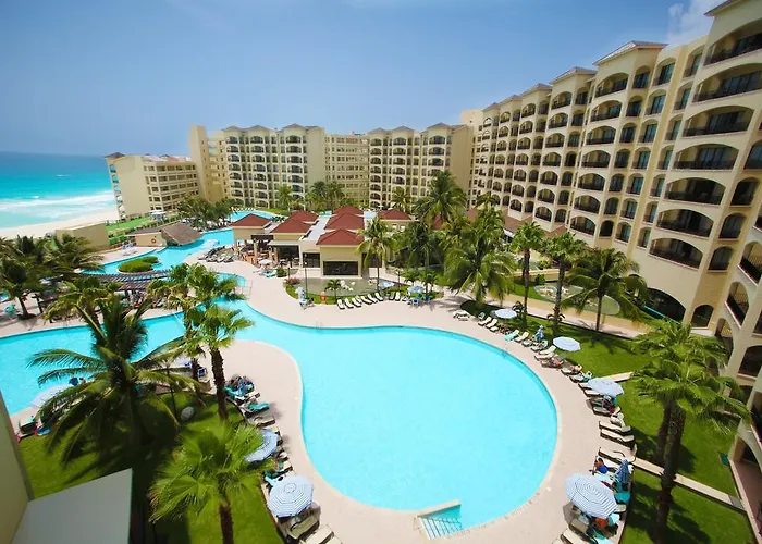 The Royal Islander - An All Suites Resort Cancún